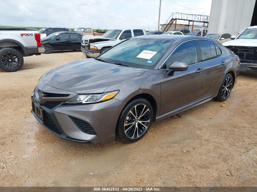 2018 TOYOTA CAMRY SE - 4T1B11HK2JU121670