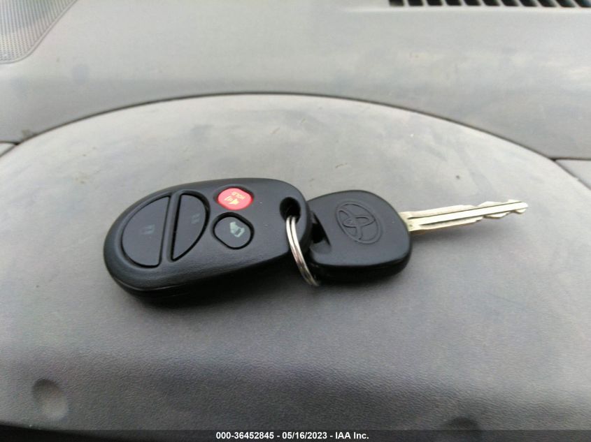 2017 TOYOTA SIENNA XLE - 5TDYZ3DC8HS876659