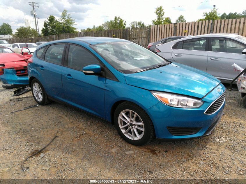 2015 FORD FOCUS SE - 1FADP3K20FL283557