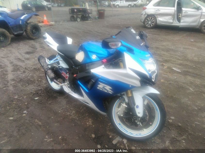 2011 SUZUKI GSX750 JS1GR7MAXB2103136