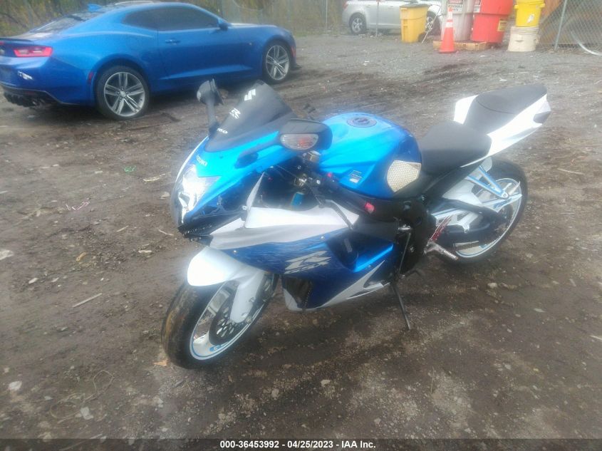 2011 SUZUKI GSX750 JS1GR7MAXB2103136
