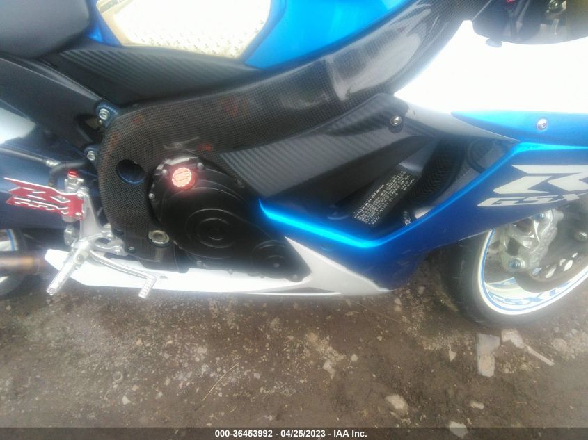 2011 SUZUKI GSX750 JS1GR7MAXB2103136
