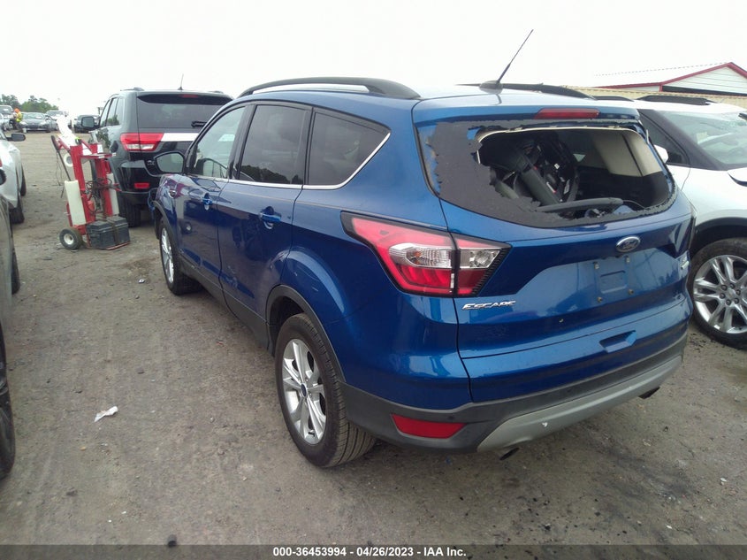VIN 1FMCU0GD4HUC30974 2017 FORD ESCAPE SE
