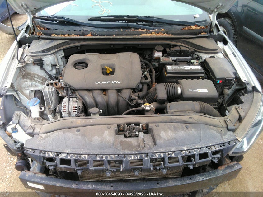 VIN 5NPD74LFXJH236566 2018 HYUNDAI ELANTRA SE