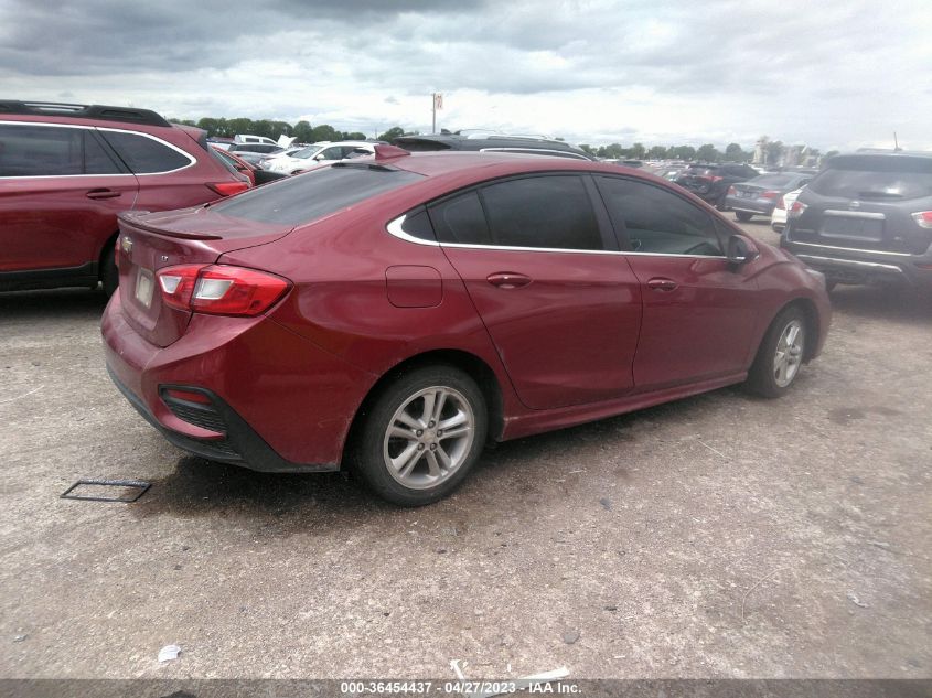 2018 CHEVROLET CRUZE LT - 1G1BE5SM0J7180363