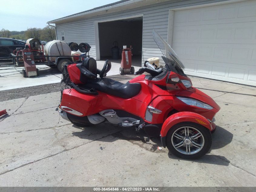 2011 CAN-AM SPYDER ROADSTER RTS 2BXJBHC11BV001031