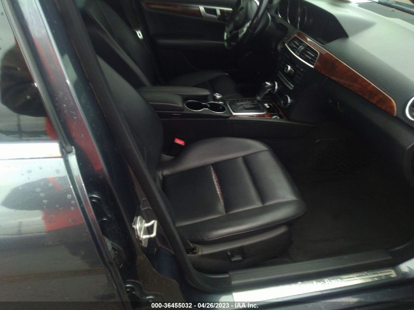 2013 MERCEDES-BENZ C-CLASS C 250 - WDDGF4HBXDA804662