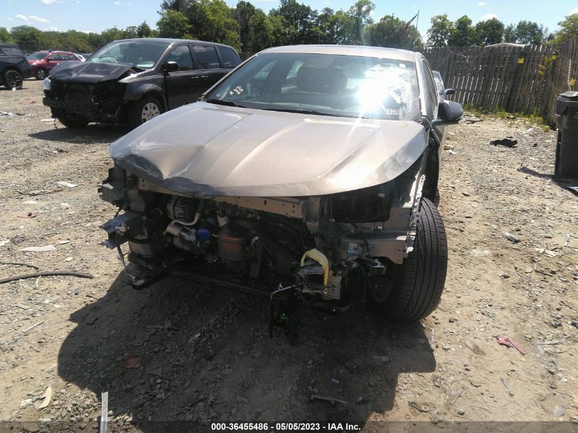 2017 CHEVROLET IMPALA LT - 2G1105S39H9180923