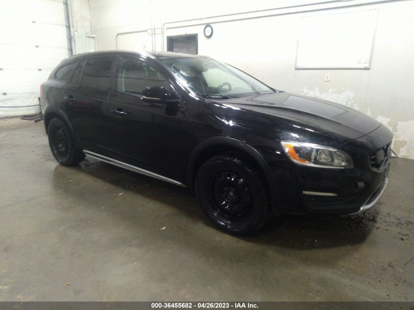 2017 VOLVO V60 CROSS COUNTRY PLATINUM - YV440MWM2H1038125