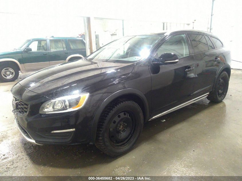 2017 VOLVO V60 CROSS COUNTRY PLATINUM - YV440MWM2H1038125