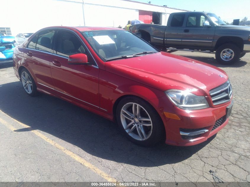 2014 MERCEDES-BENZ C-CLASS C 300 - WDDGF8ABXEG159303