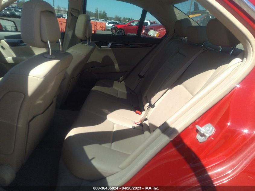 2014 MERCEDES-BENZ C-CLASS C 300 - WDDGF8ABXEG159303