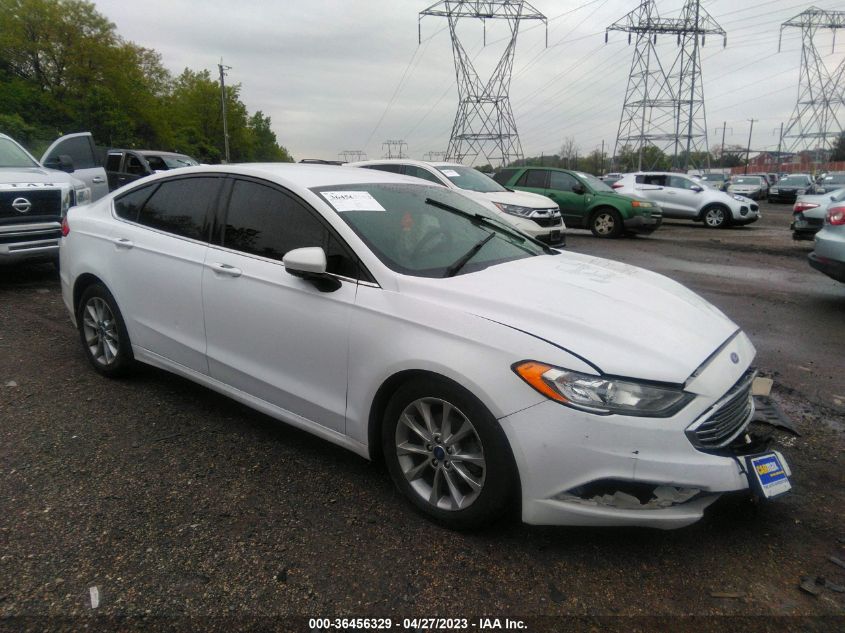 2017 FORD FUSION SE - 3FA6P0H7XHR203471