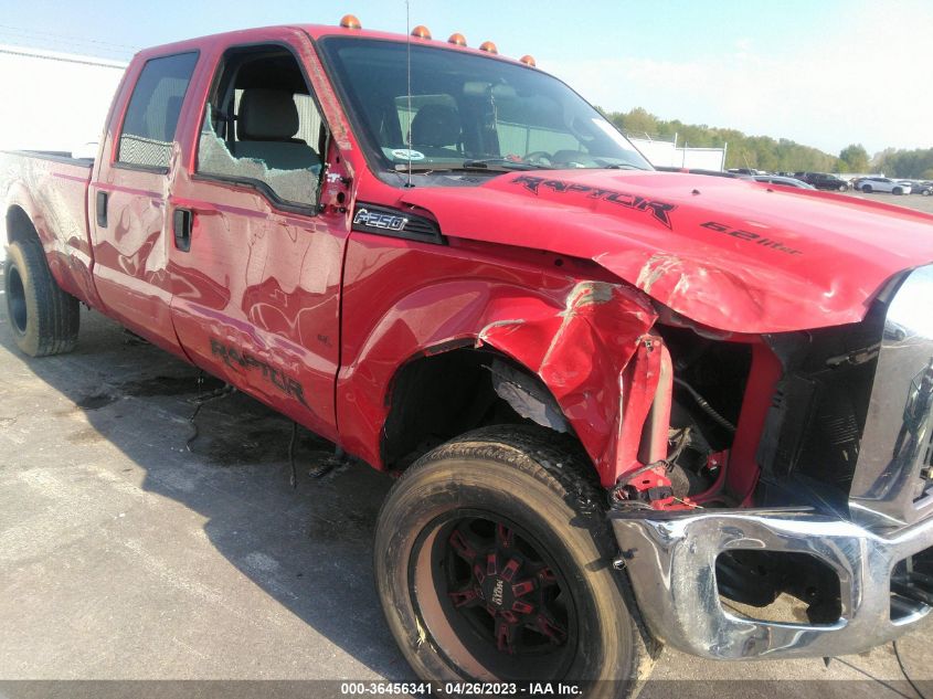 2015 FORD SUPER DUTY F-250 SRW LARIAT/PLATINUM - 1FT7W2B60FEC77656