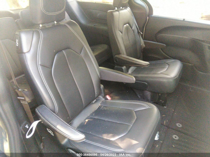 VIN 2C4RC1EG6JR351996 2018 CHRYSLER PACIFICA TOURING L PLUS