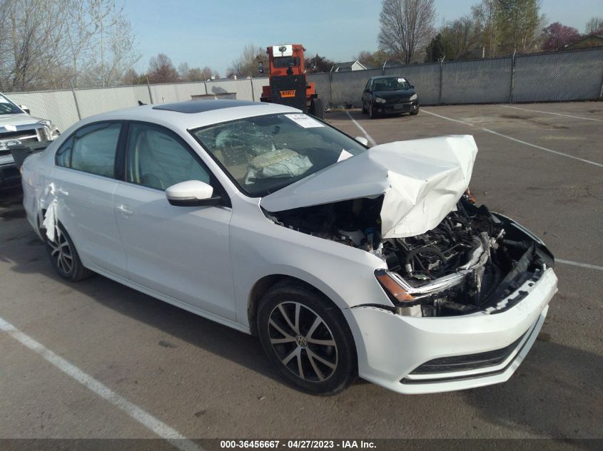 2017 VOLKSWAGEN JETTA 1.4T SE - 3VWDB7AJ3HM284810