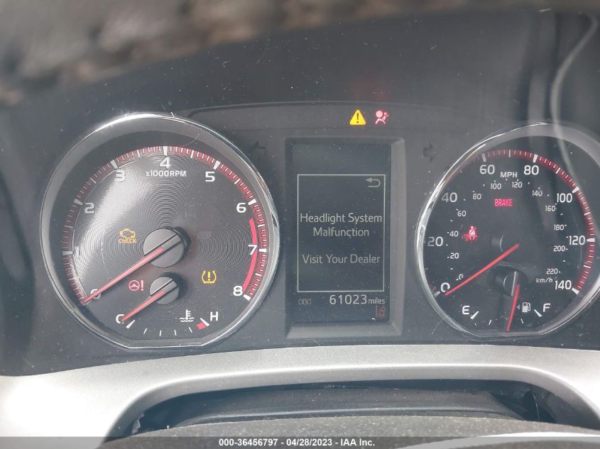 2017 TOYOTA RAV4 SE - 2T3NFREV2HW392631