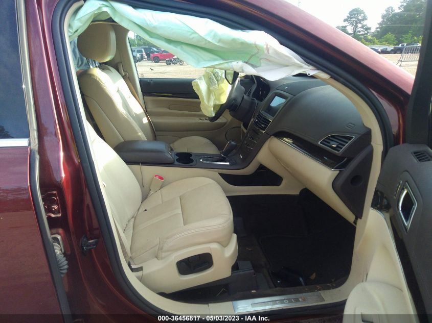 2016 LINCOLN MKT ECOBOOST - 2LMHJ5AT6GBL01497