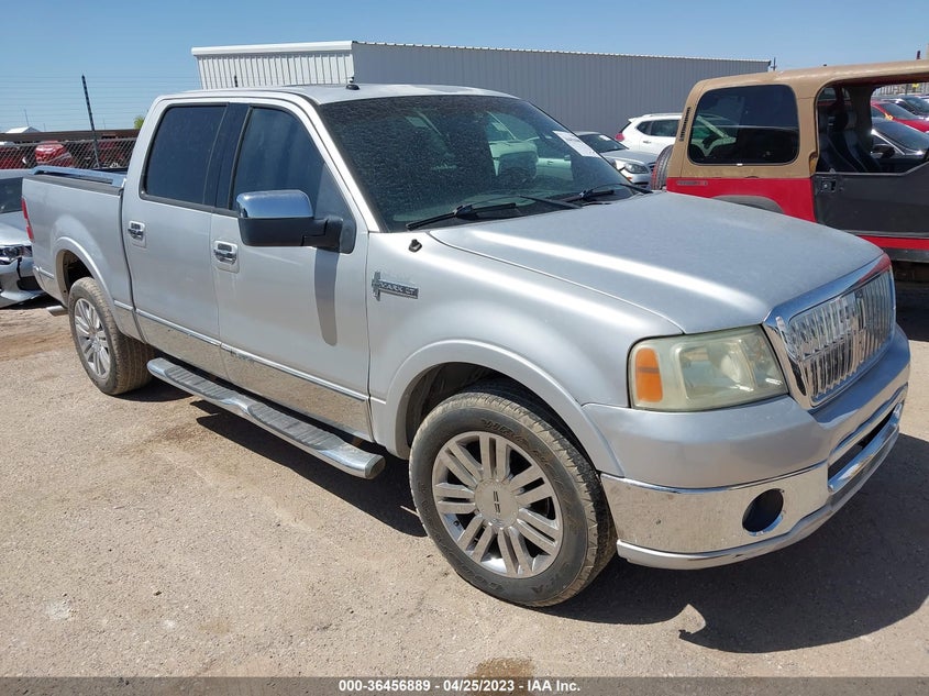 Image 1 of 2007 LINCOLN MARK LT  salvage vehicle - Lot #36456889 at IAAI