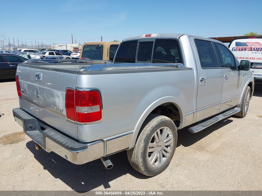 Image 4 of 2007 LINCOLN MARK LT  salvage vehicle - Lot #36456889 at IAAI