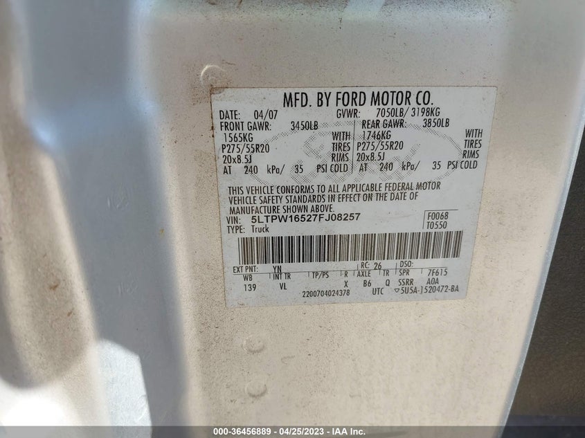 Image 9 of 2007 LINCOLN MARK LT  salvage vehicle - Lot #36456889 at IAAI