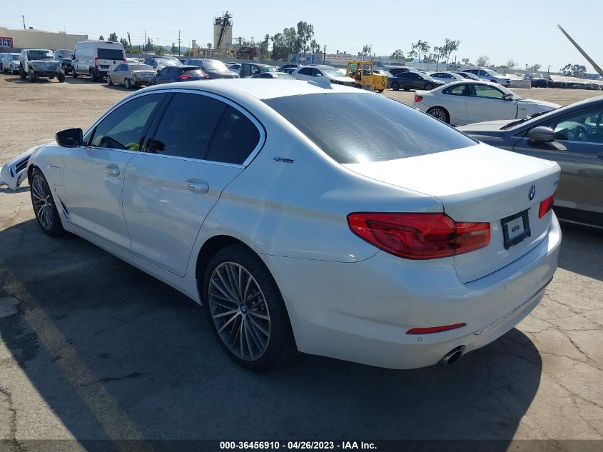 2018 BMW 5 SERIES 530E IPERFORMANCE - WBAJA9C51JB032746