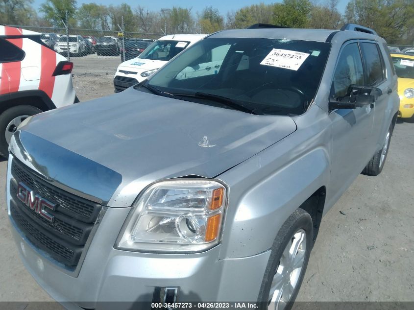 2017 GMC TERRAIN SLT - 2GKFLUE37H6177888