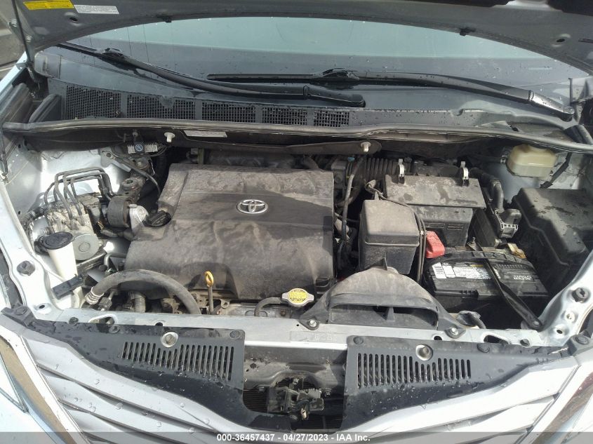 2015 TOYOTA SIENNA LTD/XLE/XLE PREMIUM - 5TDDK3DC0FS119836