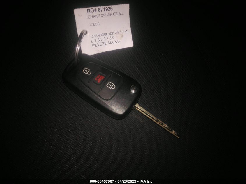 2013 KIA SOUL + - KNDJT2A62D7620730