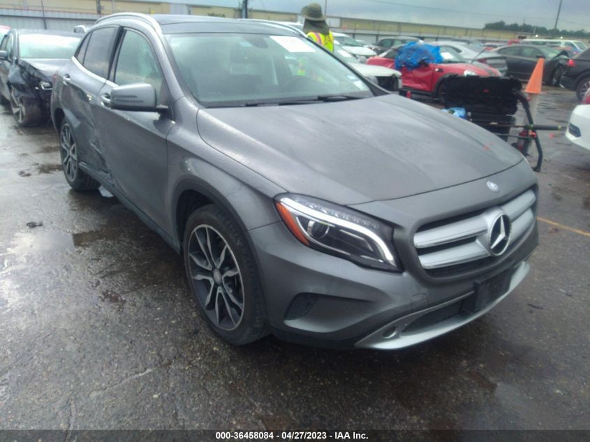 2015 MERCEDES-BENZ GLA-CLASS GLA 250 - WDCTG4GBXFJ031230