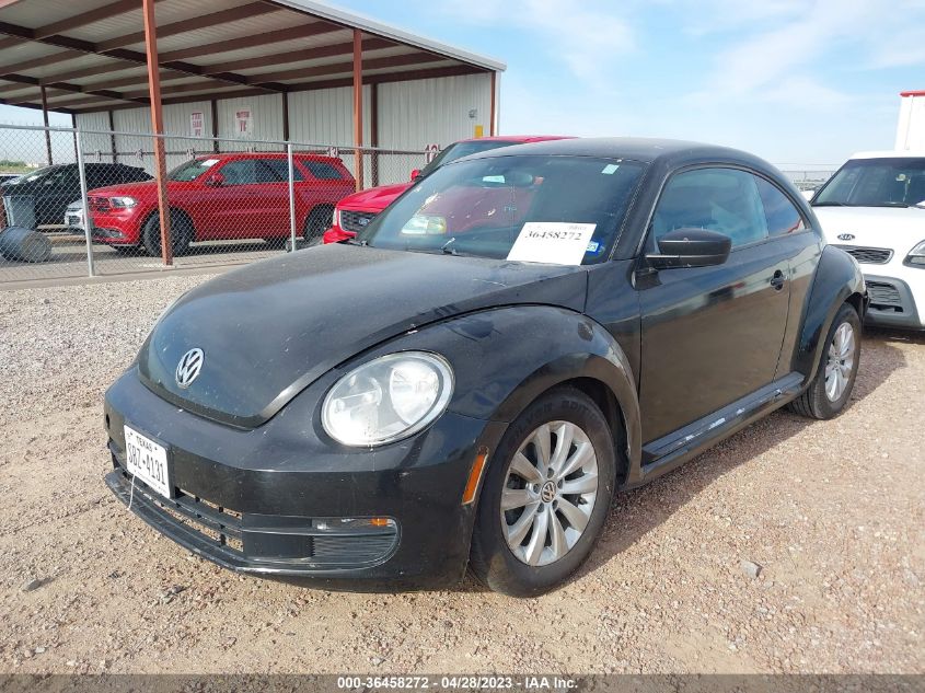 2013 VOLKSWAGEN BEETLE COUPE 2.5L ENTRY - 3VWFP7AT9DM630865