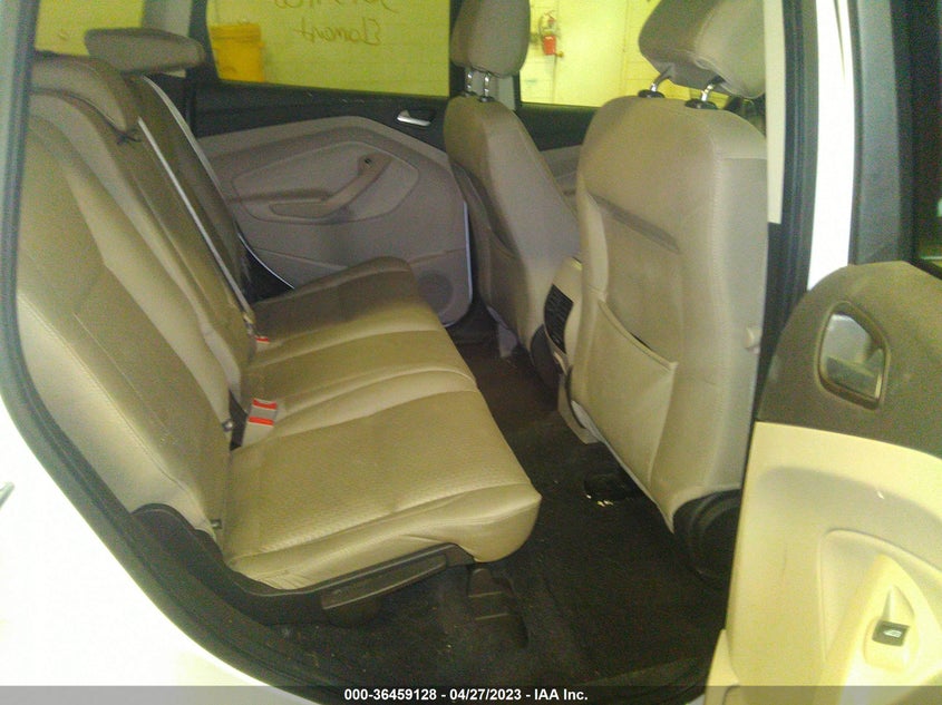 VIN 1FMCU9GD3HUC52131 2017 FORD ESCAPE SE