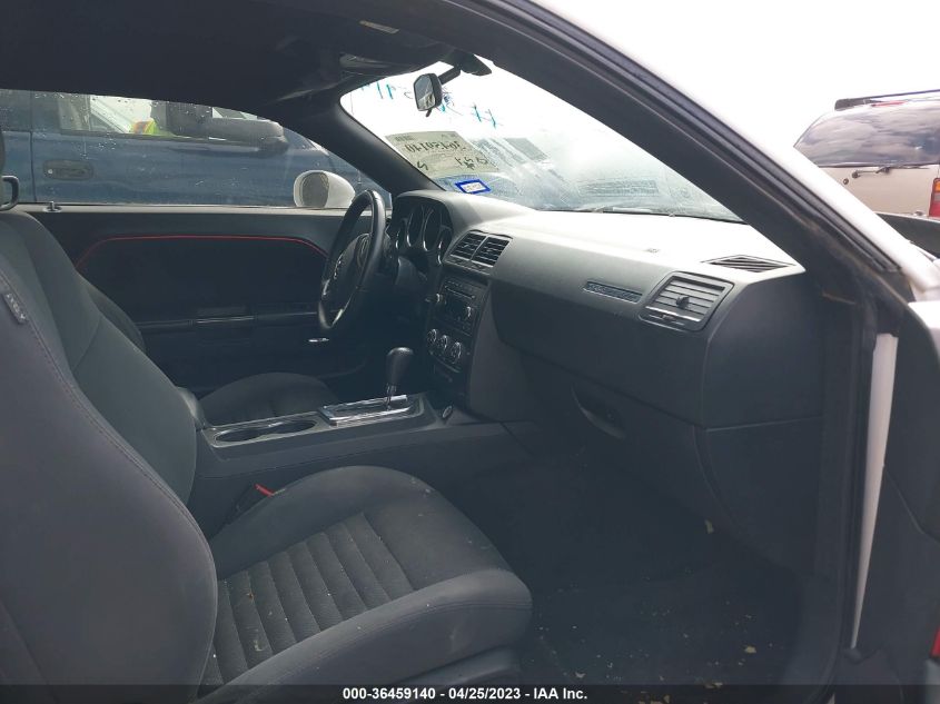 2014 DODGE CHALLENGER SXT - 2C3CDYAG2EH267093