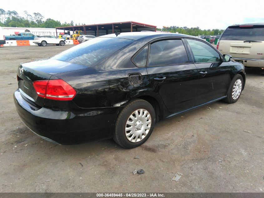 VIN 1VWAP7A31DC082338 2013 VOLKSWAGEN PASSAT no.4