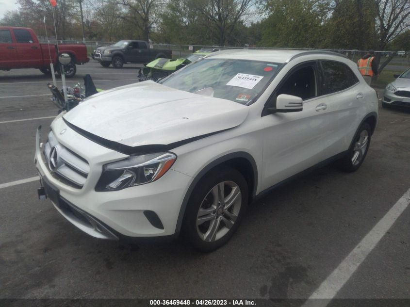 VIN WDCTG4GB6FJ082580 2015 MERCEDES-BENZ GLA-CLASS no.2