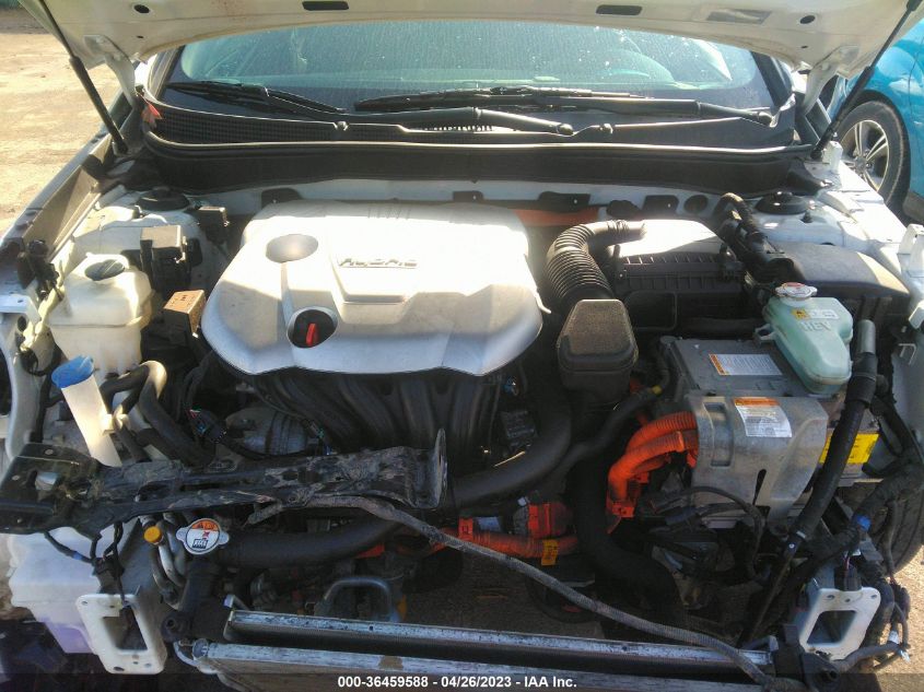 2014 HYUNDAI SONATA HYBRID - KMHEC4A48EA117571
