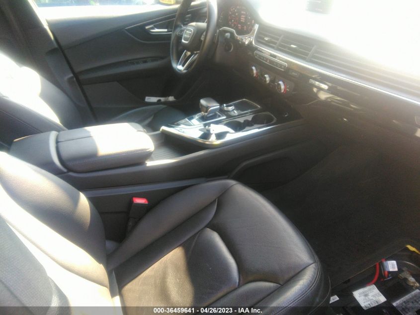 2017 AUDI Q7 PREMIUM PLUS - WA1LAAF77HD027263