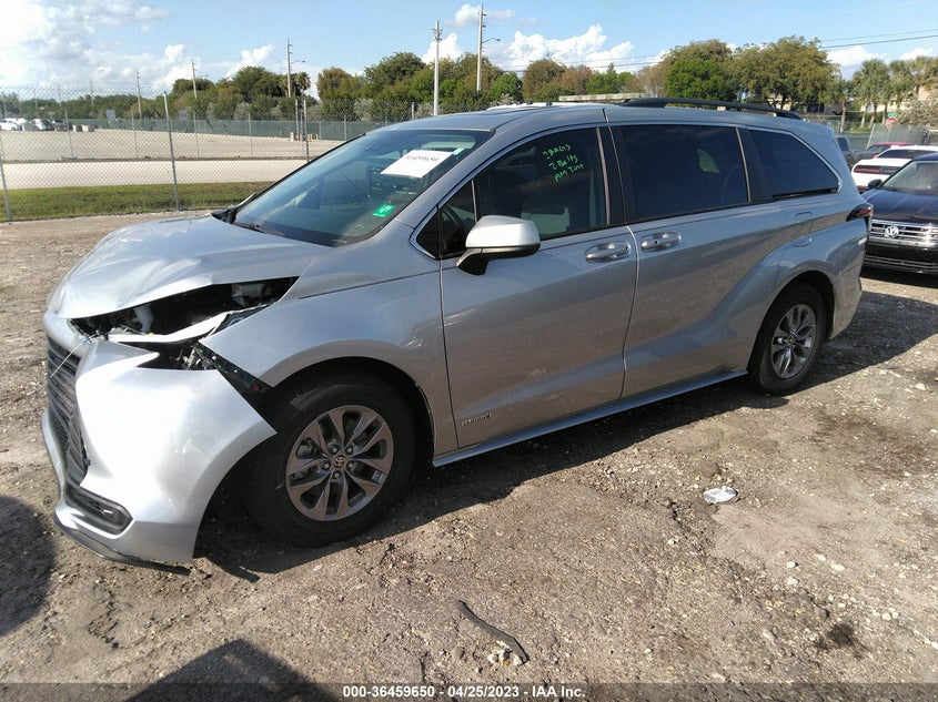 VIN 5TDBSKFC5MS010042 2021 TOYOTA SIENNA LE