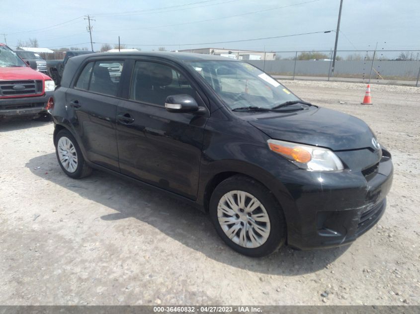 VIN JTKKUPB40D1034003 2013 SCION XD no.1