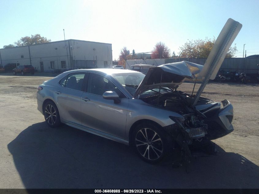 2018 TOYOTA CAMRY SE - 4T1B11HK8JU112455