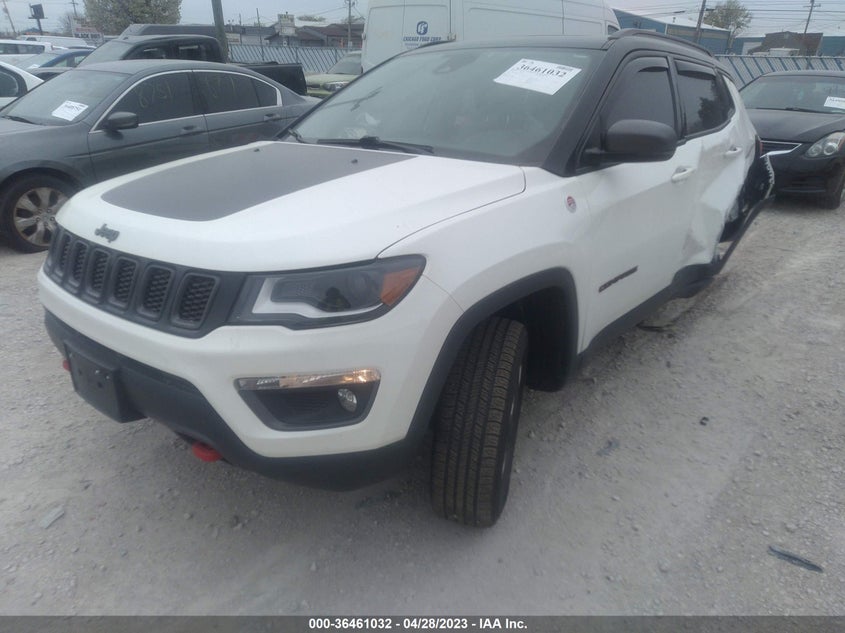VIN 3C4NJDDB1JT337075 2018 JEEP COMPASS TRAILHAWK