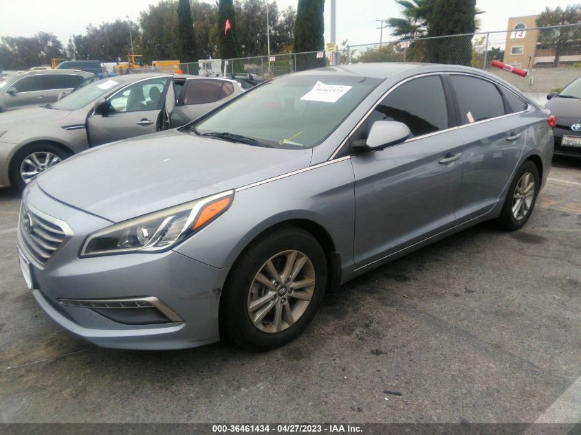 2015 HYUNDAI SONATA 2.4L SE - 5NPE24AF2FH206653