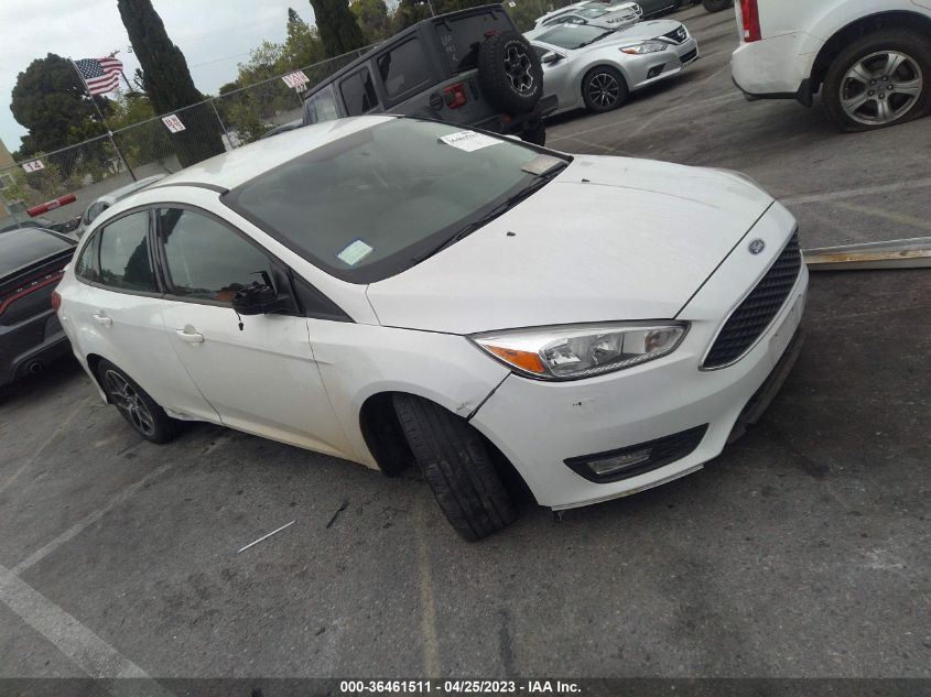 2016 FORD FOCUS SE - 1FADP3F26GL387840