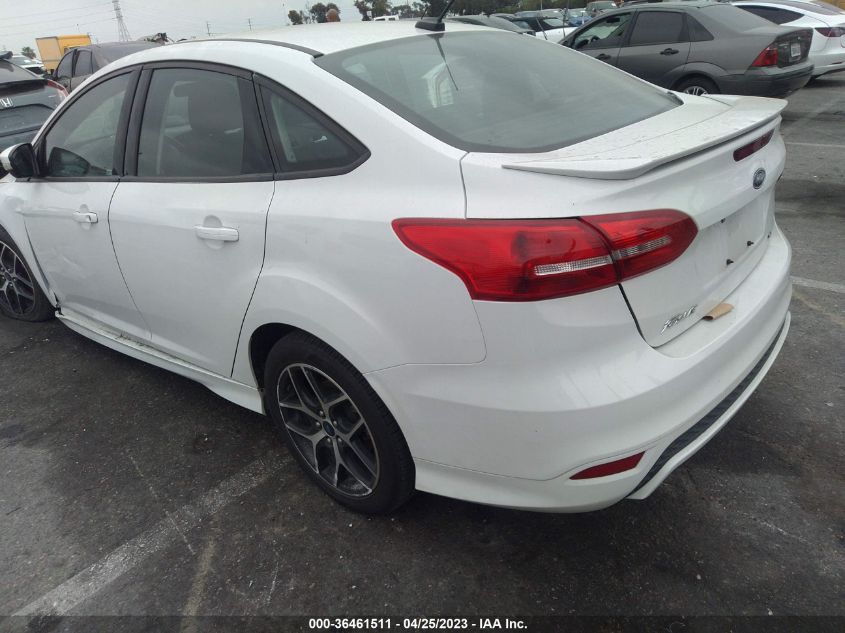 2016 FORD FOCUS SE - 1FADP3F26GL387840