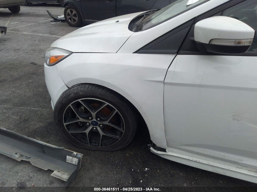 2016 FORD FOCUS SE - 1FADP3F26GL387840
