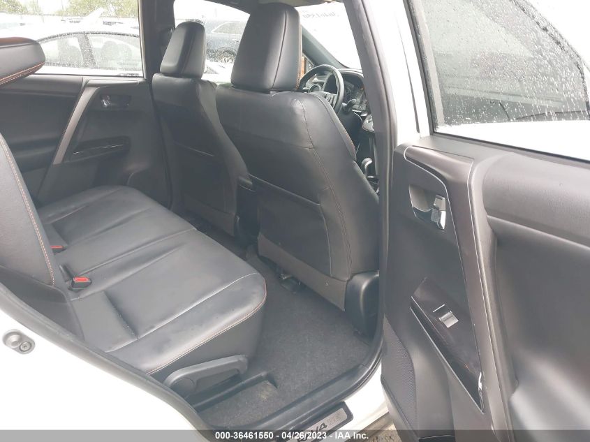 2018 TOYOTA RAV4 SE - JTMNFREV4JJ155613