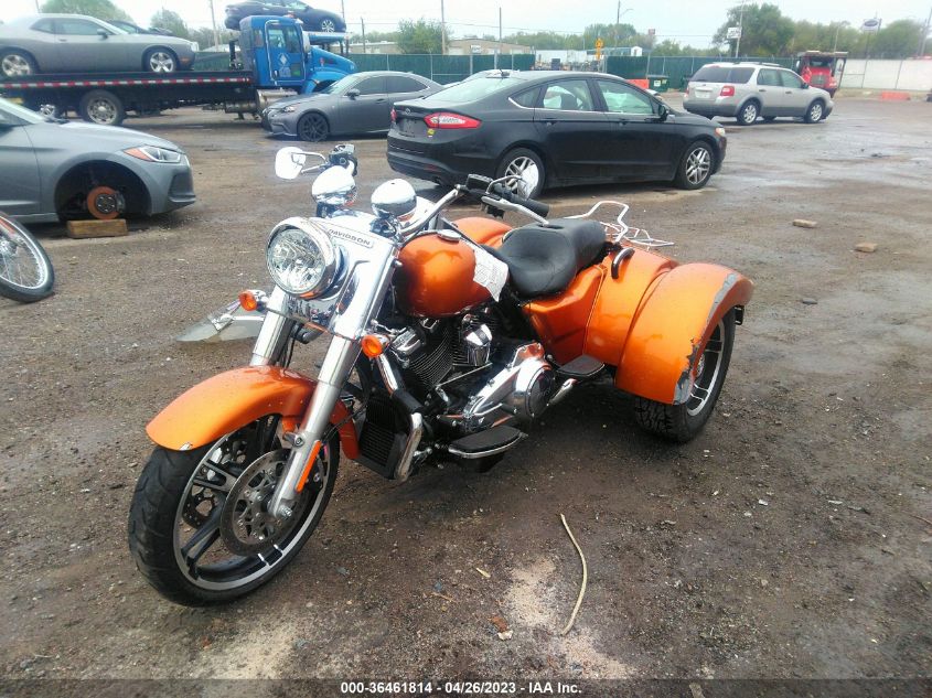 2019 HARLEY-DAVIDSON FLRT 1HD1MCP19KB858999