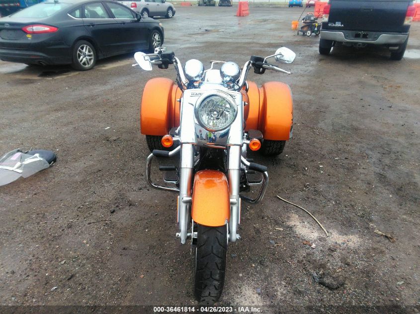 2019 HARLEY-DAVIDSON FLRT 1HD1MCP19KB858999
