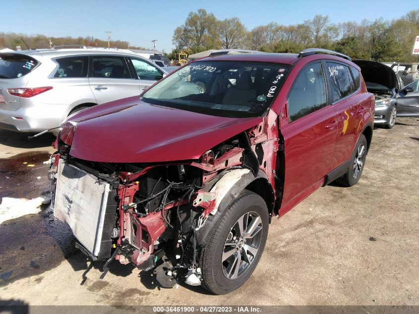 2018 TOYOTA RAV4 XLE - JTMRFREV6JD249136