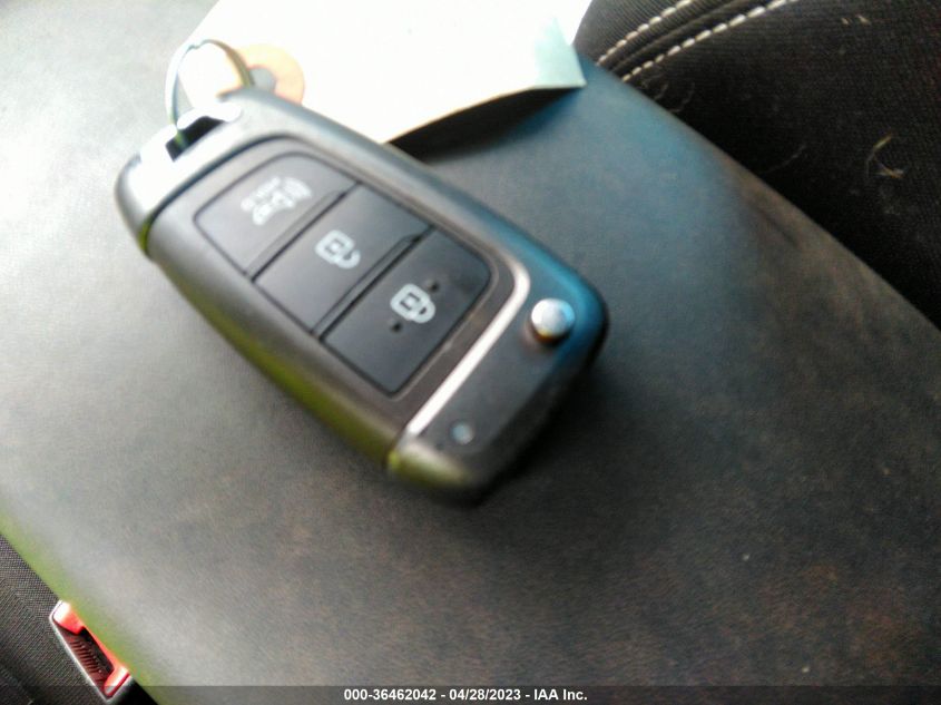 2022 HYUNDAI VENUE SEL - KMHRC8A36NU137719